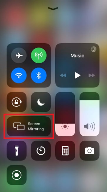 Save Screenshots on Snapchat Using Screen Mirroring Apps